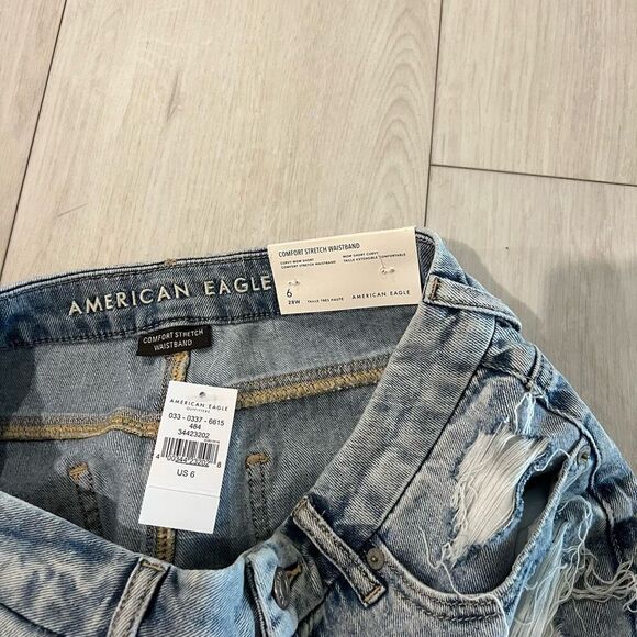 America eagle mom distress shorts size 6 - Picture 7 of 9